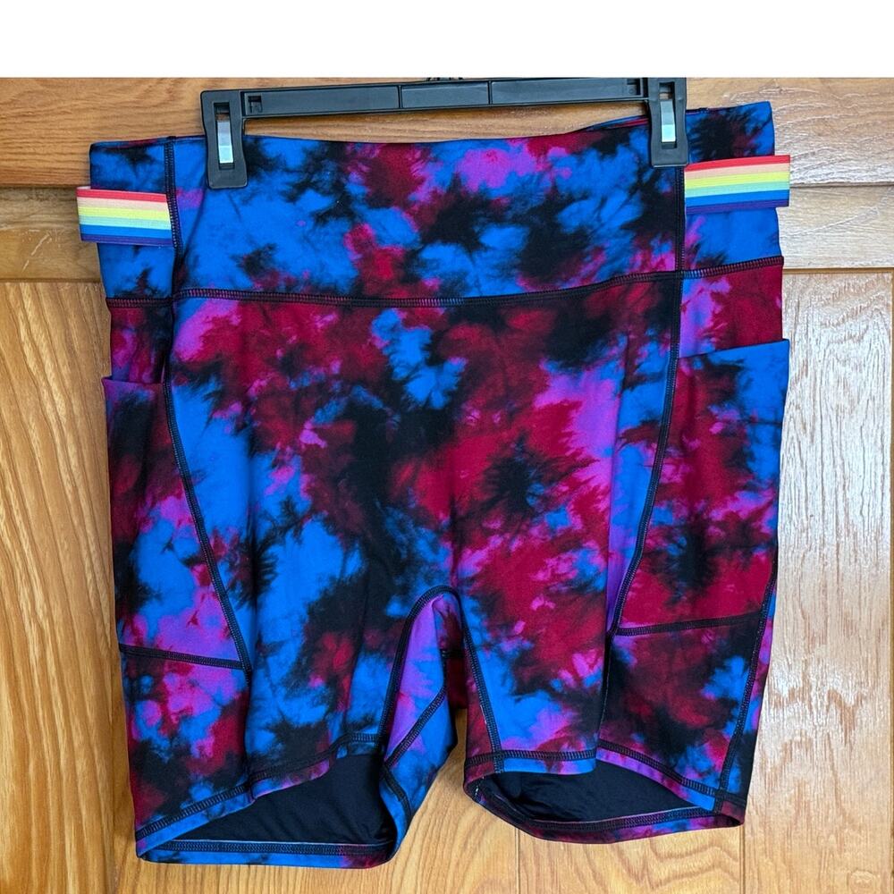 NWT Fabletics Motion365 Pride Tie Dye Pocket Biker Shorts 2X
